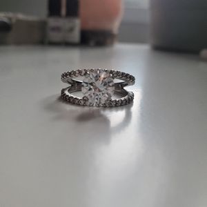925 Silver ring size 8